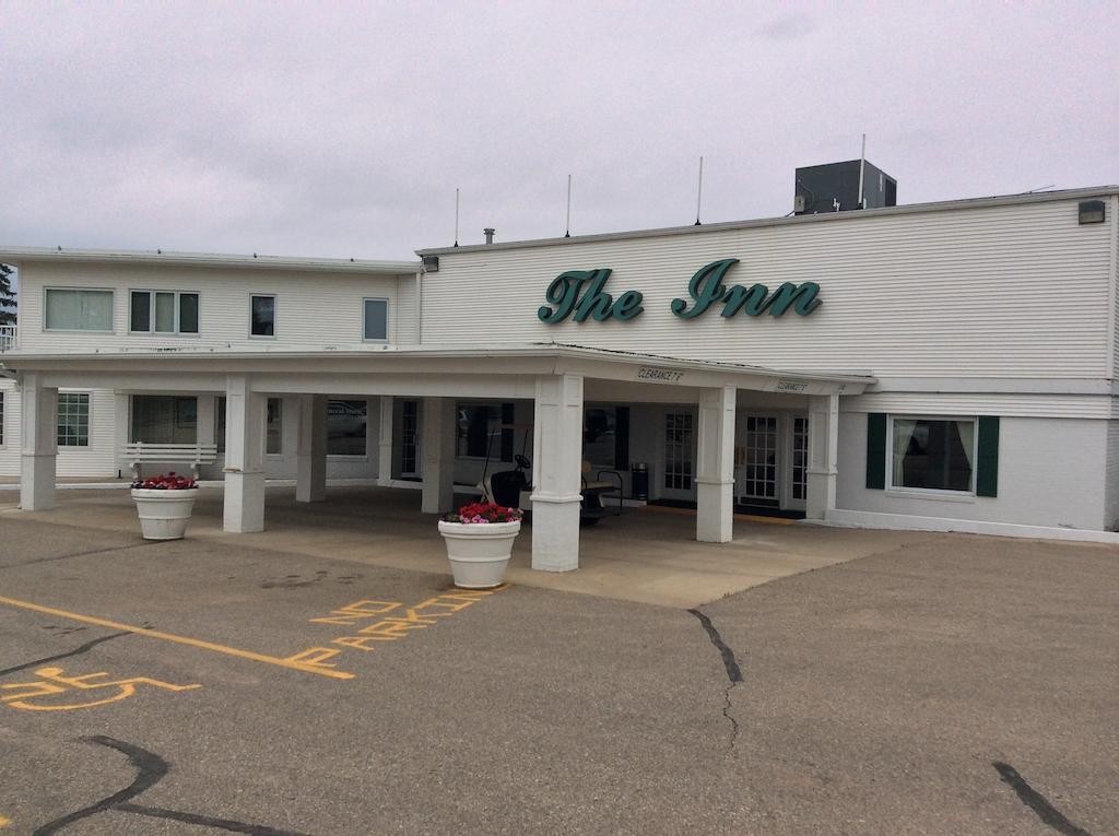 The Inn At Okoboji Exterior photo